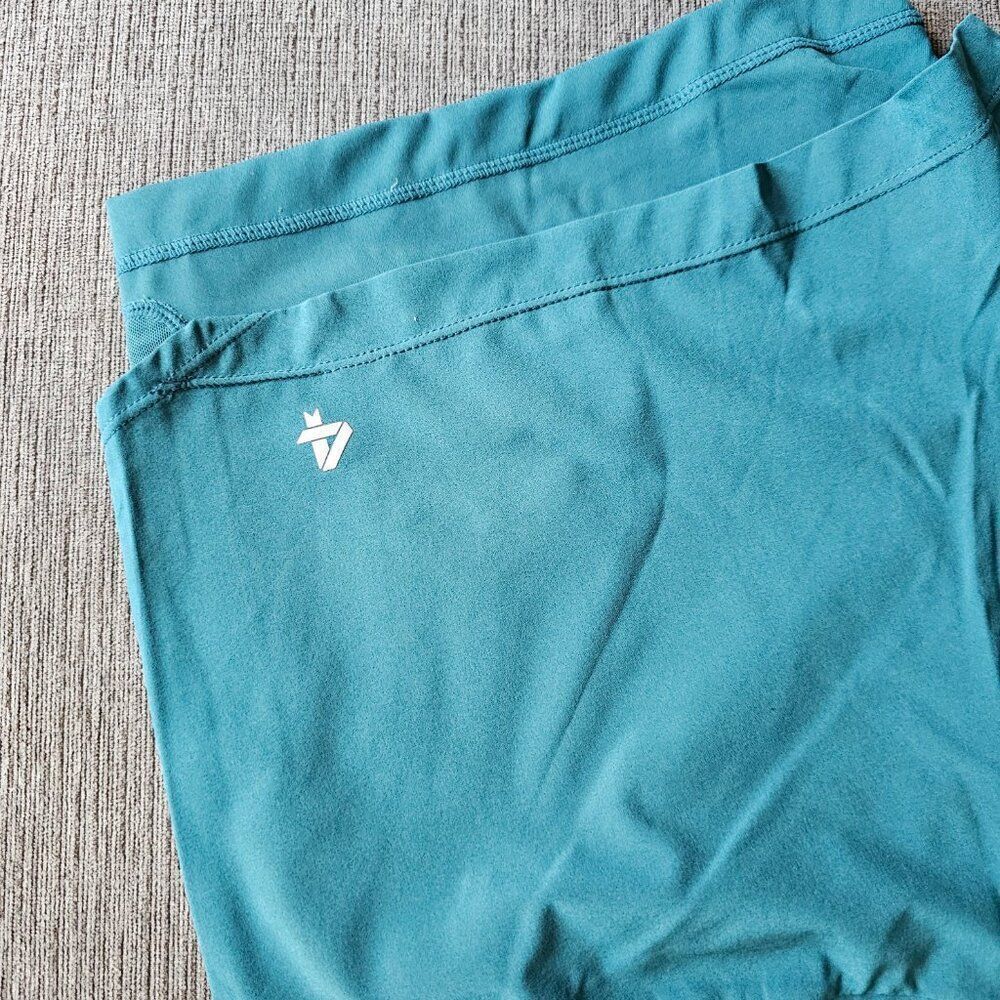 Fourlaps Women's Deep Teal and Dark Ivy Command Shorts Size Medium - Picture 9 of 12